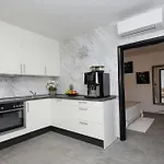 Luxury Lake-view Karmen With Heated Pool, Private & Sunset Terrace *