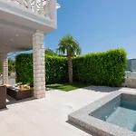 Villa Luxury Lake-view Karmen With Heated Pool, Private & Sunset Terrace *