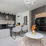Luxury Lake-view Karmen With Heated Pool, Private & Sunset Terrace Villa Ricice (Prolozac)