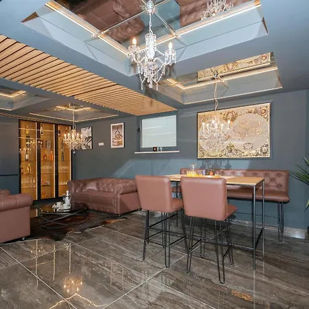 Luxury Lake-view Karmen With Heated Pool, Private & Sunset Terrace *
