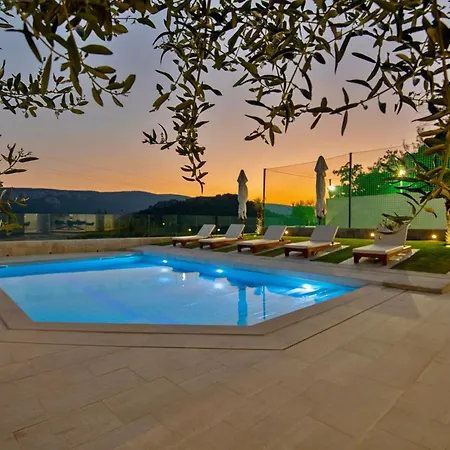 Luxury Lake-view Karmen With Heated Pool, Private & Sunset Terrace * Ricice (Prolozac)